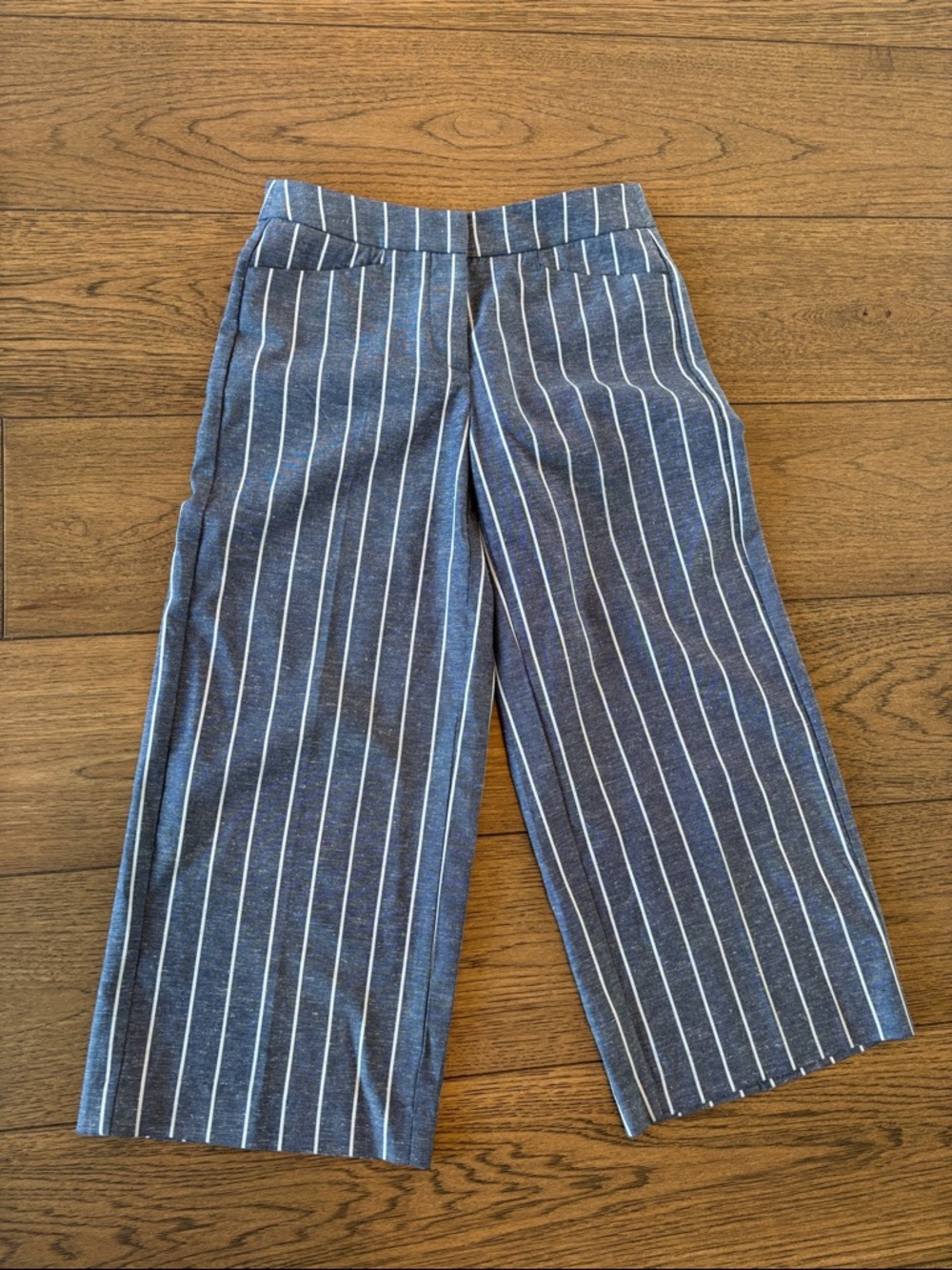 Navy Wide-Leg Capri linen style